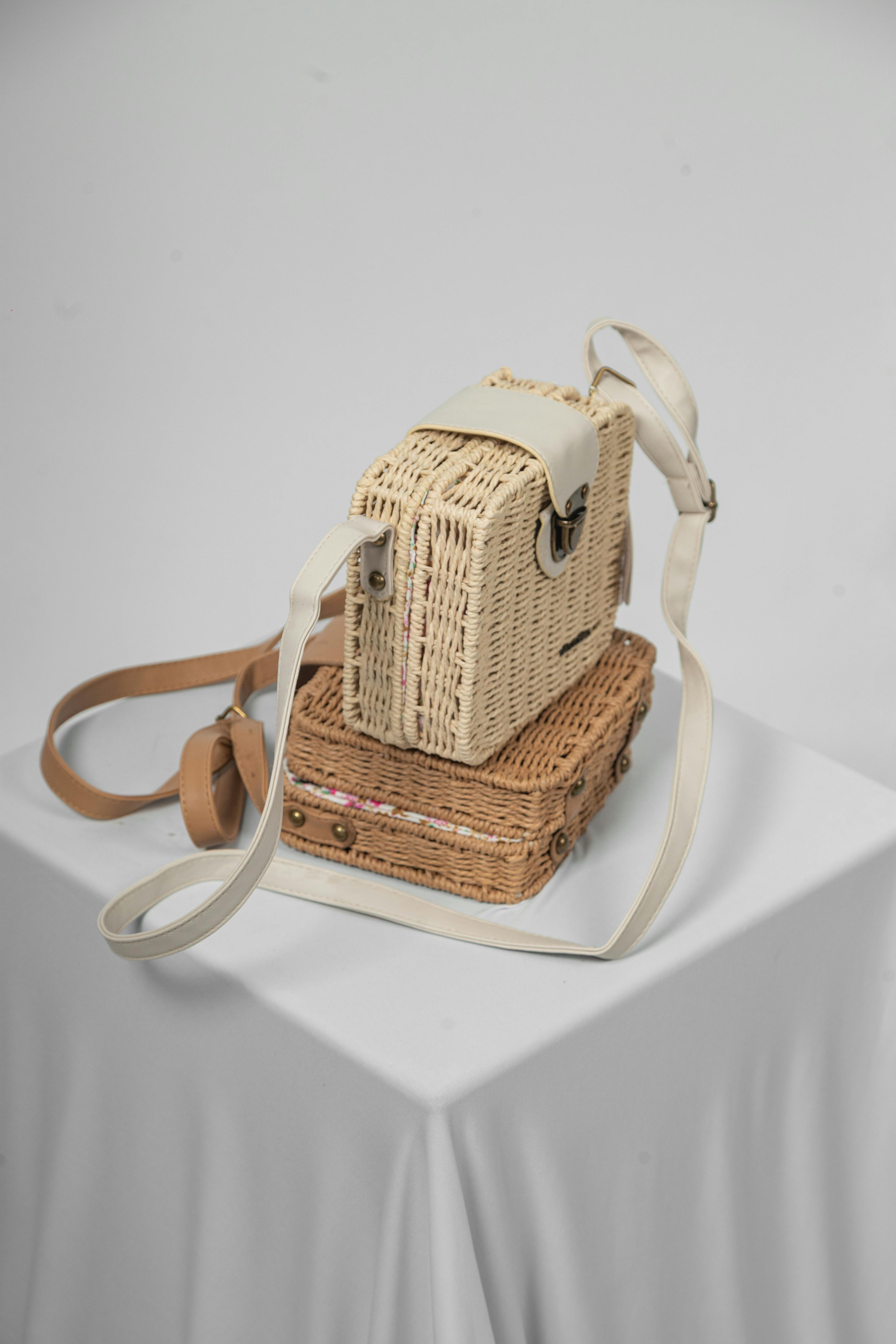 Vintage Style Shoulder Bag